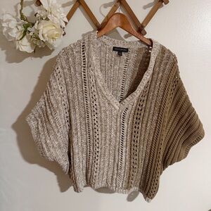 Banana republic // tan, white open knit sleeveless sweater vest size XL fb1